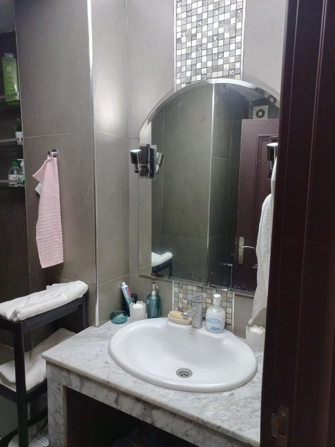 Superbe Appartement A Proximite De La Corniche 卡萨布兰卡 外观 照片