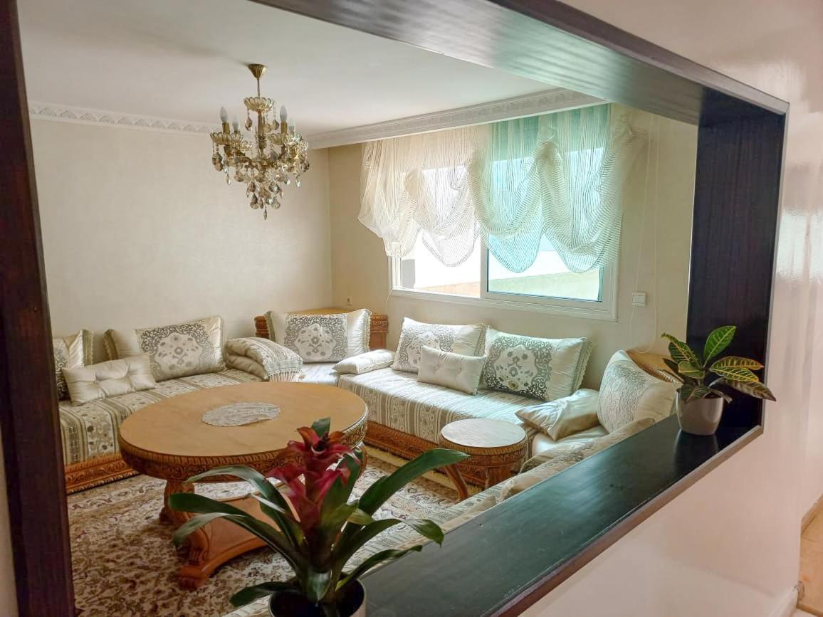 Superbe Appartement A Proximite De La Corniche 卡萨布兰卡 外观 照片