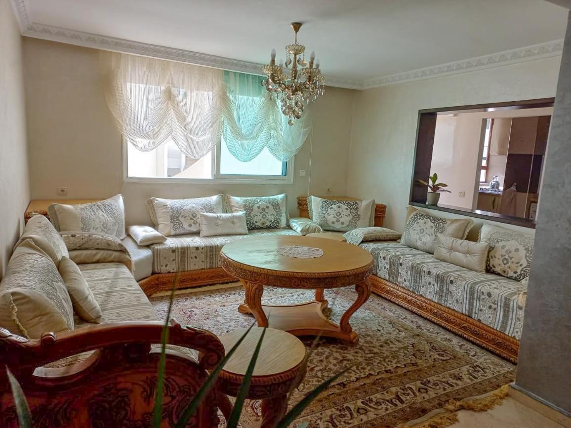 Superbe Appartement A Proximite De La Corniche 卡萨布兰卡 外观 照片